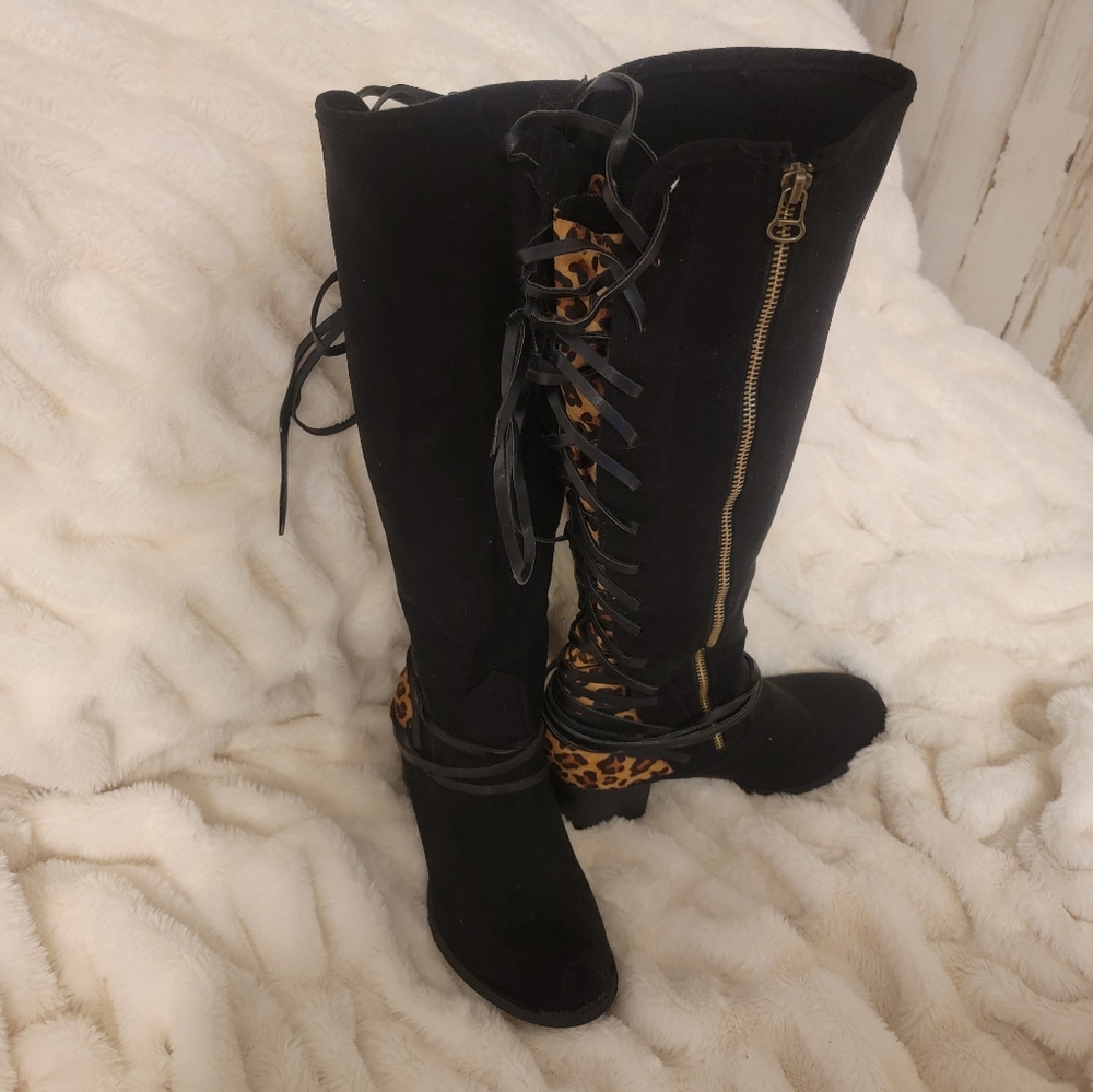 Ladies tall suede boots